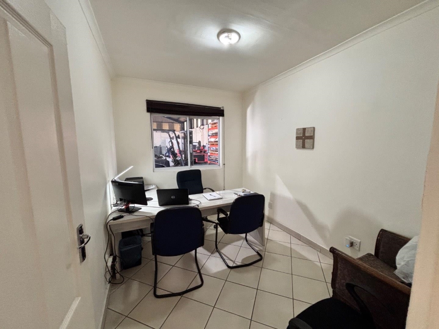To Let commercial Property for Rent in Montague Gardens Western Cape